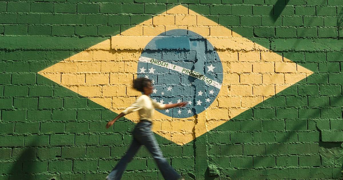 Brazil travel eSIM with fast 5G/4G/LTE mobile data coverage from MegaEsim