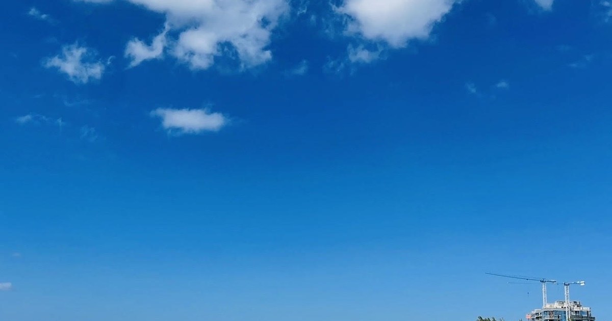 Cayman Islands travel eSIM with fast 5G/4G/LTE mobile data coverage from MegaEsim