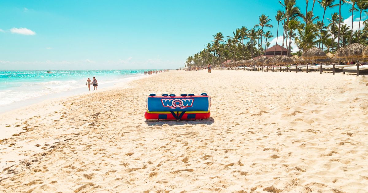 Dominican Republic travel eSIM with fast 5G/4G/LTE mobile data coverage from MegaEsim