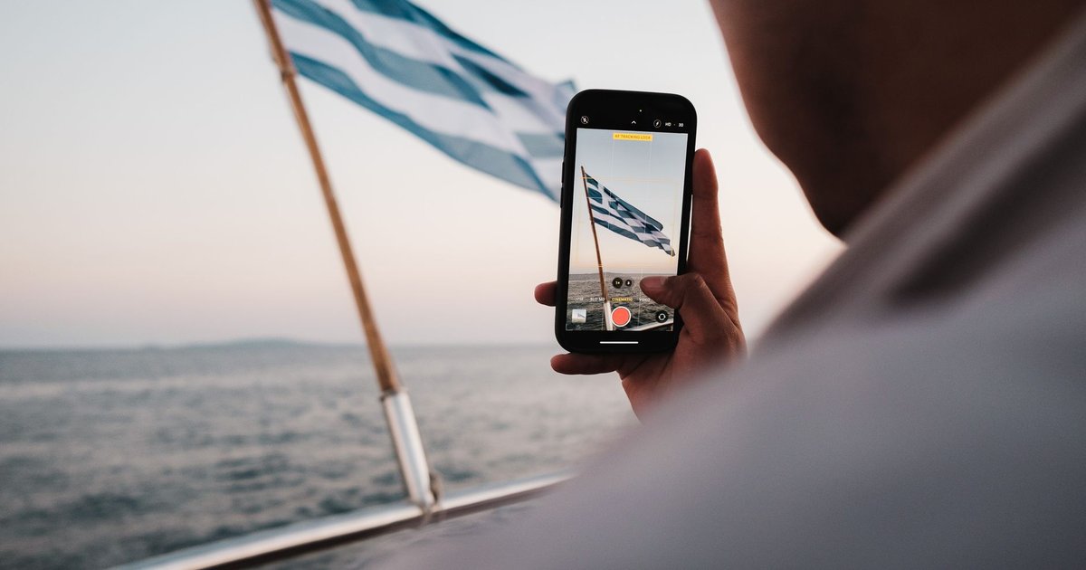 Greek islands and the Turkish mast trap