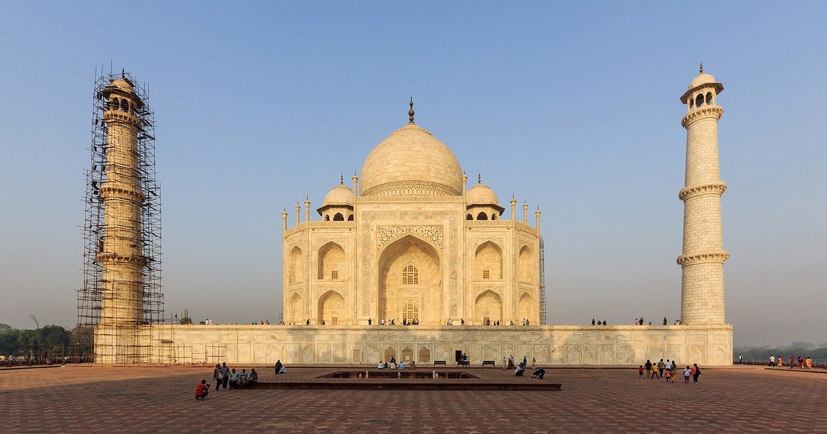India travel eSIM with fast 5G/4G/LTE mobile data coverage from MegaEsim