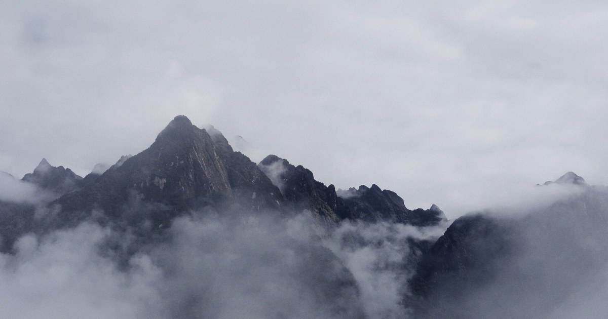 Peru travel eSIM with fast 5G/4G/LTE mobile data coverage from MegaEsim