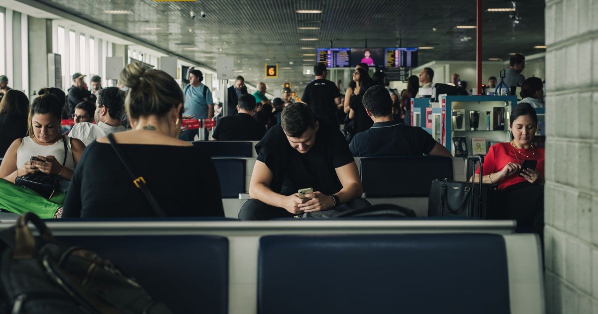 Phone not paid off? Travel data options