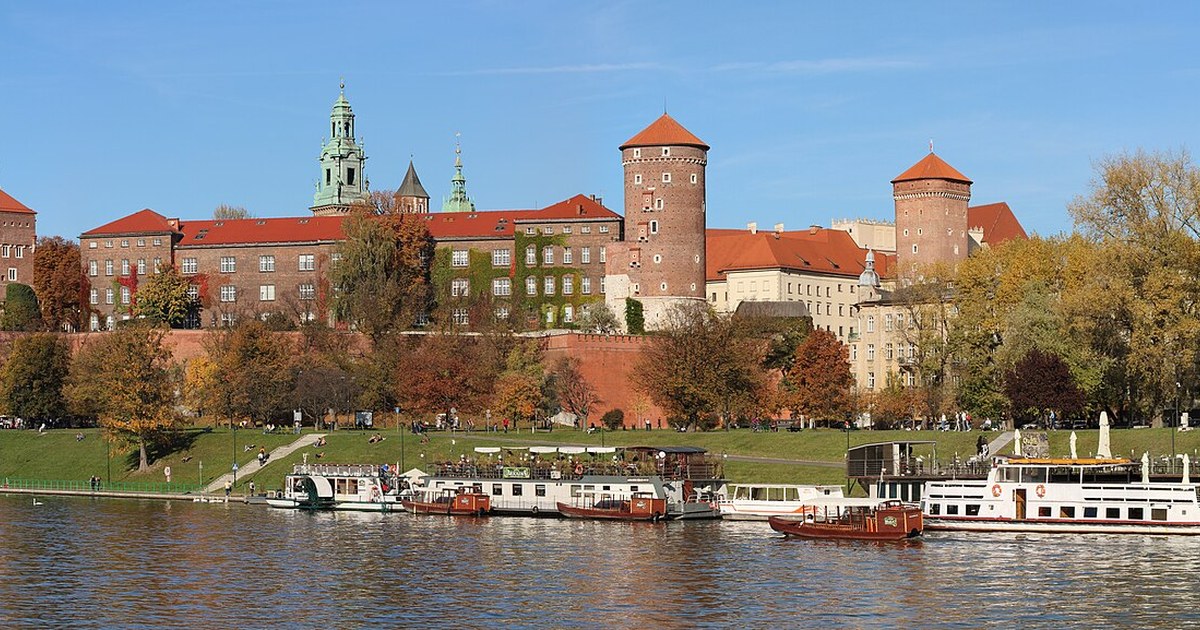Poland travel eSIM — fast 4G/5G mobile data coverage with MegaEsim