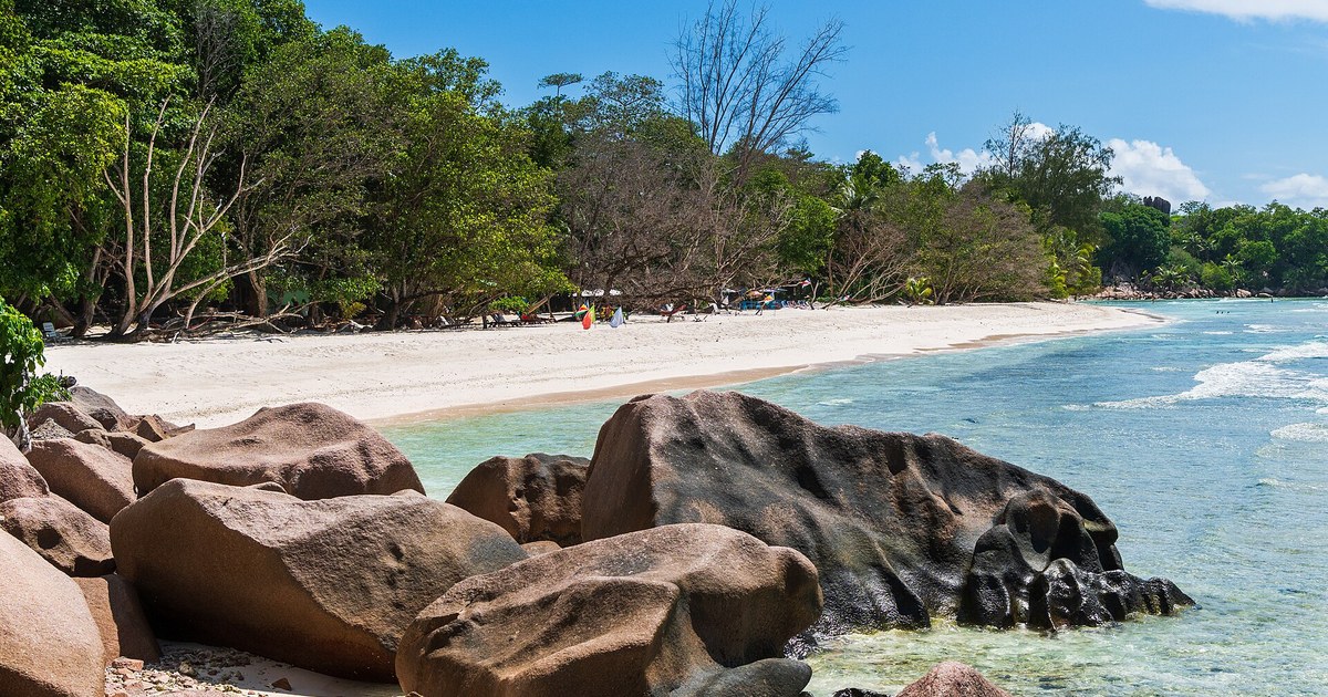 Seychelles travel eSIM with fast 5G/4G/LTE mobile data coverage from MegaEsim