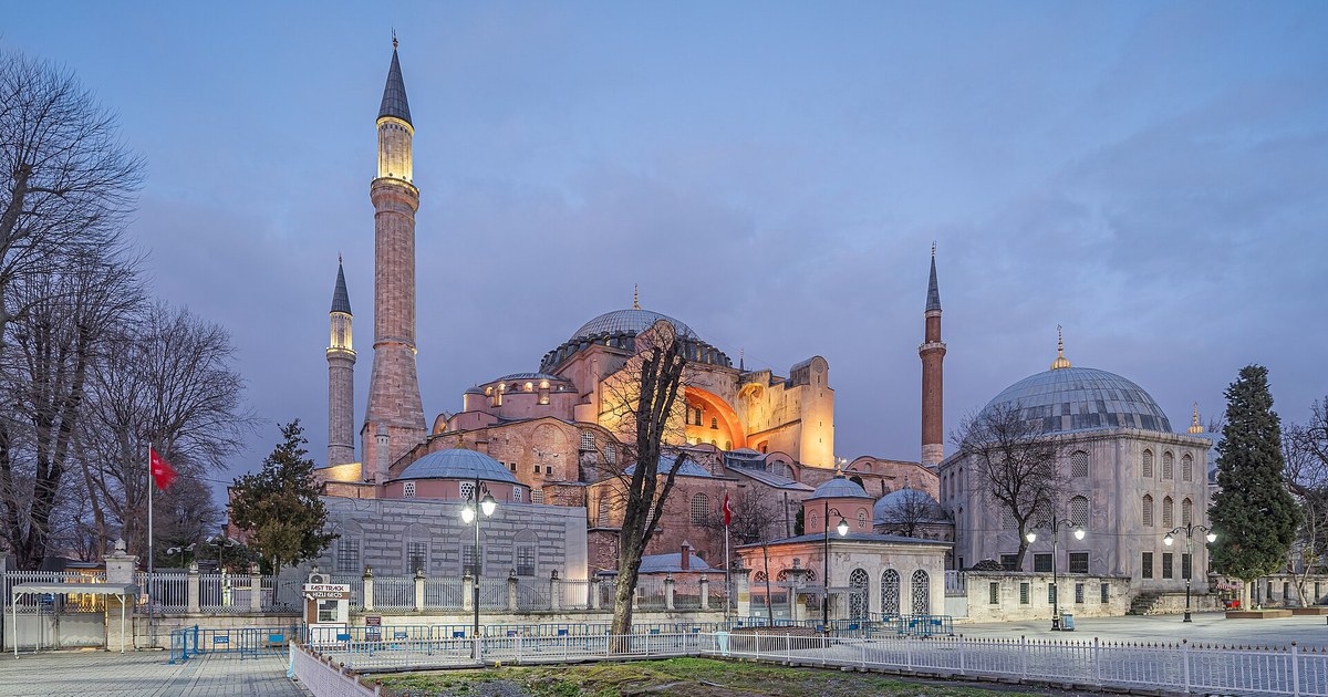 Turkey travel eSIM — fast 4G/5G mobile data coverage with MegaEsim