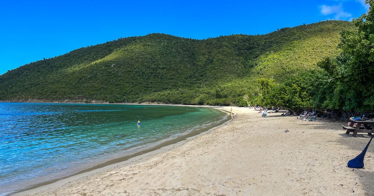 U.S. Virgin Islands travel eSIM with fast 4G/5G mobile data coverage from MegaEsim