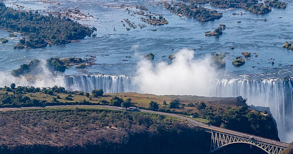 Zambia travel eSIM with fast 5G/4G/LTE mobile data coverage from MegaEsim